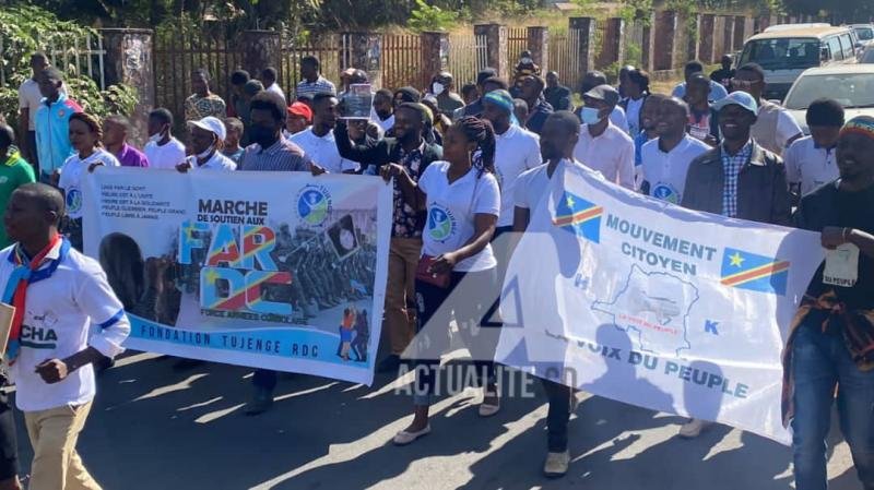 Livre : “Mouvements citoyens en RDC : une jeunesse engagée et inspirée”, un ouvrage qui retrace l’engagement des mouvements citoyens dans la lutte pour la démocratie livre : “mouvements citoyens en rdc : une jeunesse engagée et inspirée”, un ouvrage qui retrace l’engagement des mouvements citoyens dans la lutte pour la démocratie
