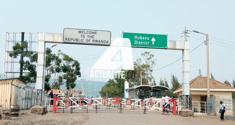 ebola : le rwanda prend des mesures et interdit l’entrée aux voyageurs étrangers ayant séjourné en rdc durant les 30 derniers jours