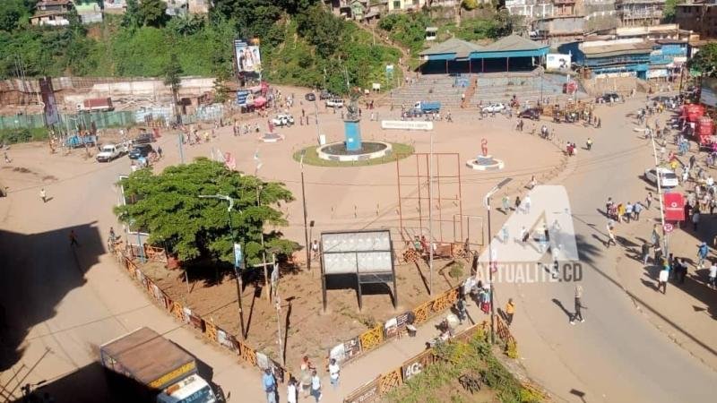 ebola au sud kivu : interdiction temporaire des rassemblements non essentiels parmi les premières mesures prises