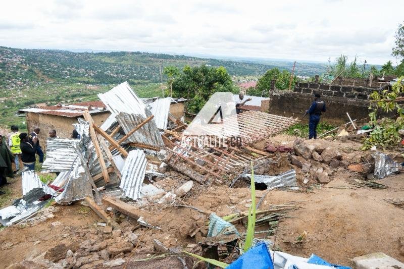 Lubero : une pluie torrentielle détruit plusieurs habitations à Malonge, des familles se retrouvent sans abris lubero : une pluie torrentielle détruit plusieurs habitations à malonge, des familles se retrouvent sans abris