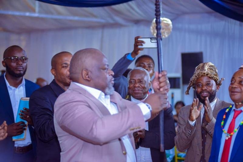 constitution : michel moto muhima défend le référendum et s'en prend à ceux qui « cherchent le soutien de kigali »