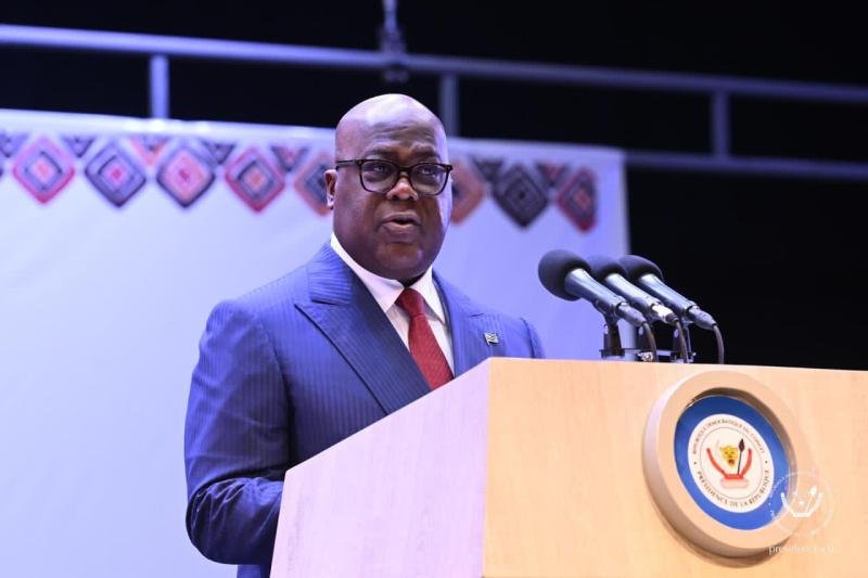 rdc : « de 3 milliards à 18 milliards de budget, 6 millions d'enfants à l'école, 9 000 km de routes », jean claude tshilumbayi dresse le bilan de 7 ans de gouvernance tshisekedi