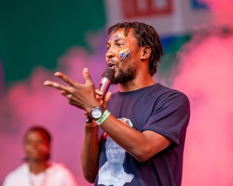 depaul bakulu remy reçoit le prix Éric de lamotte 2026 pour son engagement communautaire