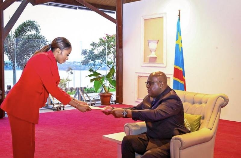 RDC : Félix Tshisekedi reçoit le cahier des charges de la jeunesse et promet d’y donner une suite « le moment venu » rdc : félix tshisekedi reçoit le cahier des charges de la jeunesse et promet d’y donner une suite « le moment venu »