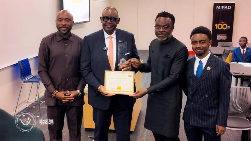 Mipad 2026: une récompense internationale au ministre Louis Watum pour son engagement dans le secteur minier mipad 2026: une récompense internationale au ministre louis watum pour son engagement dans le secteur minier